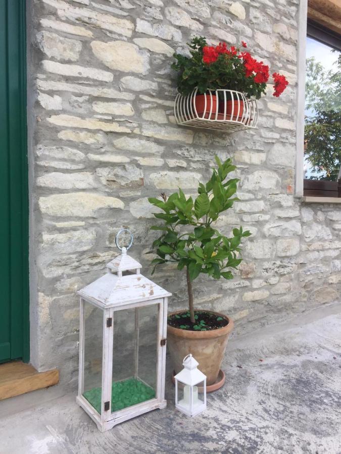 코르테밀리아 A Casa Di Anna B&B 외부 사진