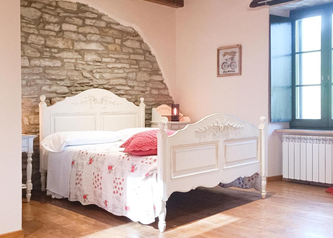 코르테밀리아 A Casa Di Anna B&B 외부 사진